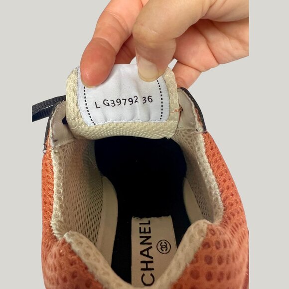 Chanel Brown Beige CC Sneakers Fabric Stretch Size 6 w/ COA - Picture 5 of 11